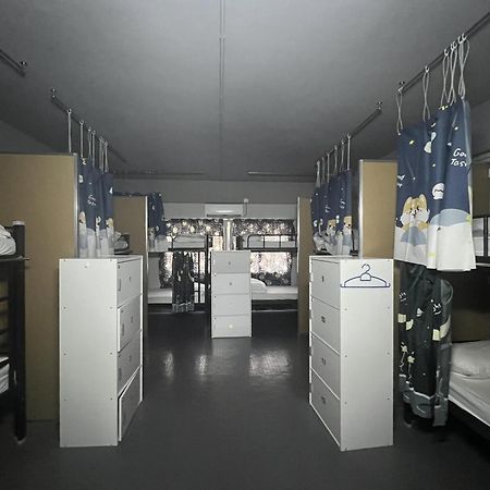 Makotel Hostel Іпох Екстер'єр фото