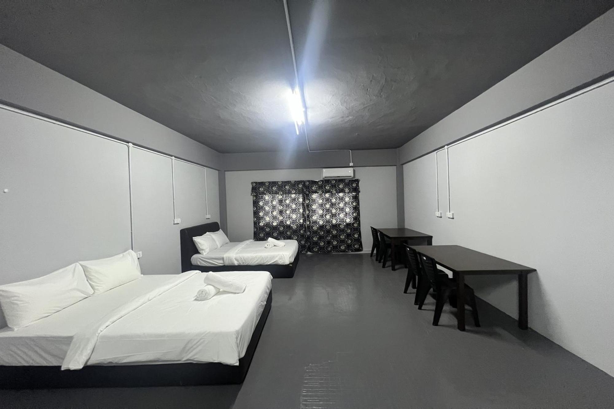 Makotel Hostel Іпох Екстер'єр фото
