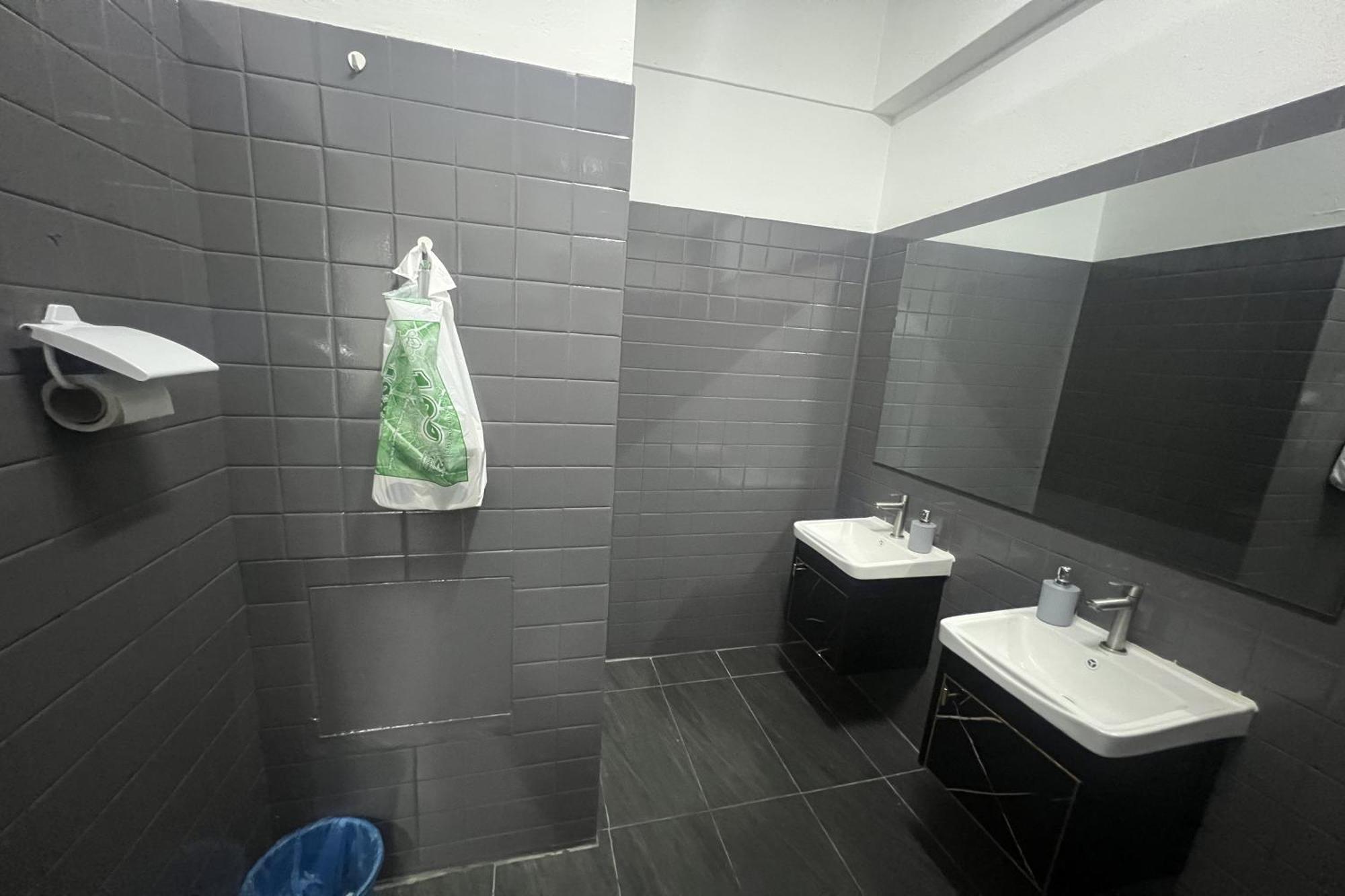 Makotel Hostel Іпох Екстер'єр фото