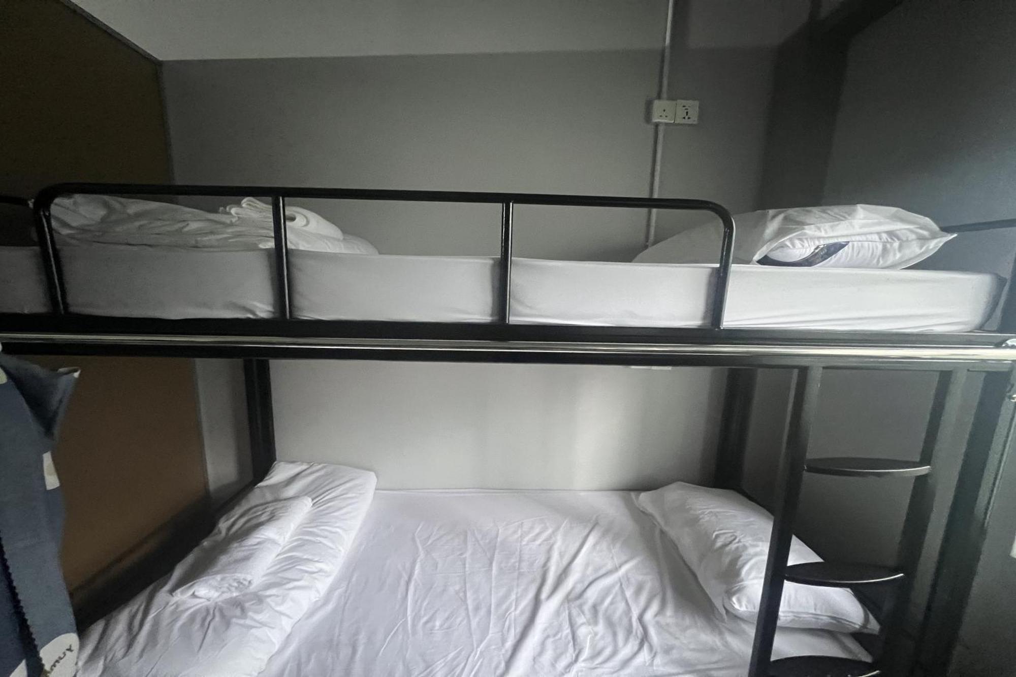 Makotel Hostel Іпох Екстер'єр фото