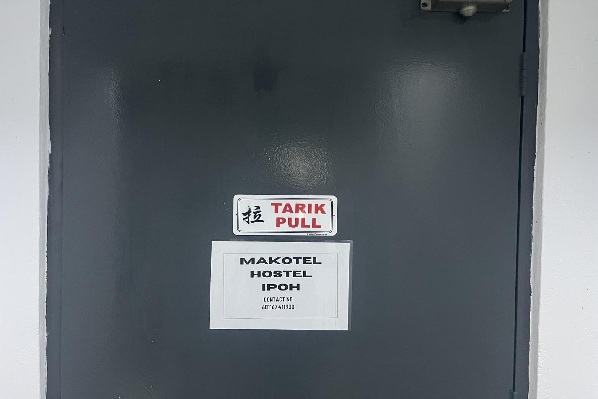 Makotel Hostel Іпох Екстер'єр фото